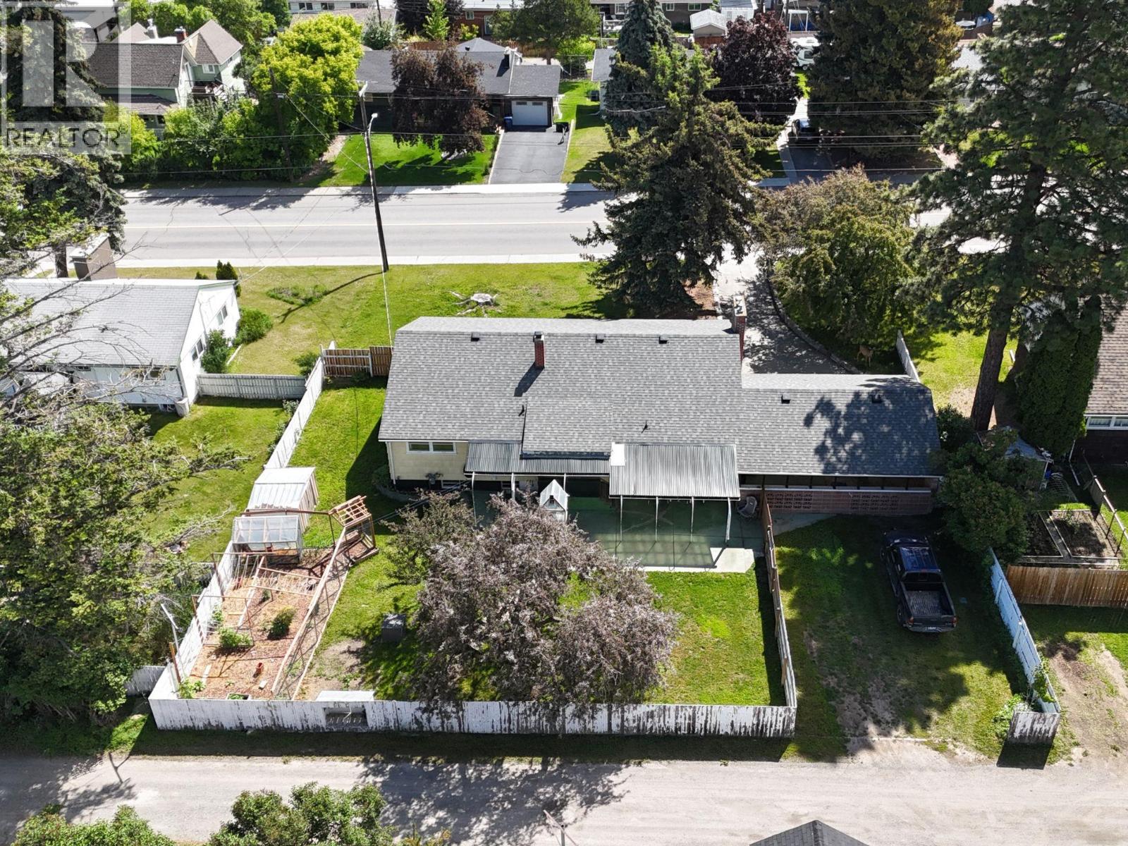 511 14TH Avenue S - 49