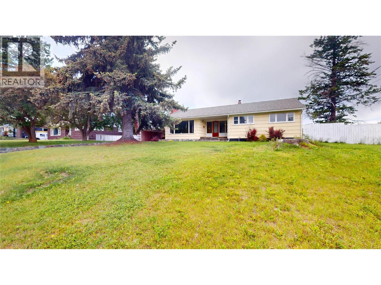 511 14TH Avenue S - 1
