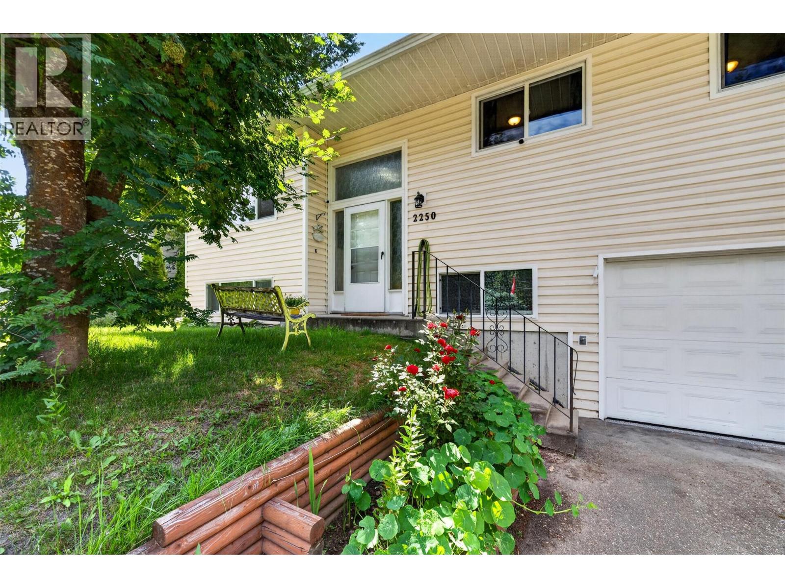 2250 Auto Road SE - 46