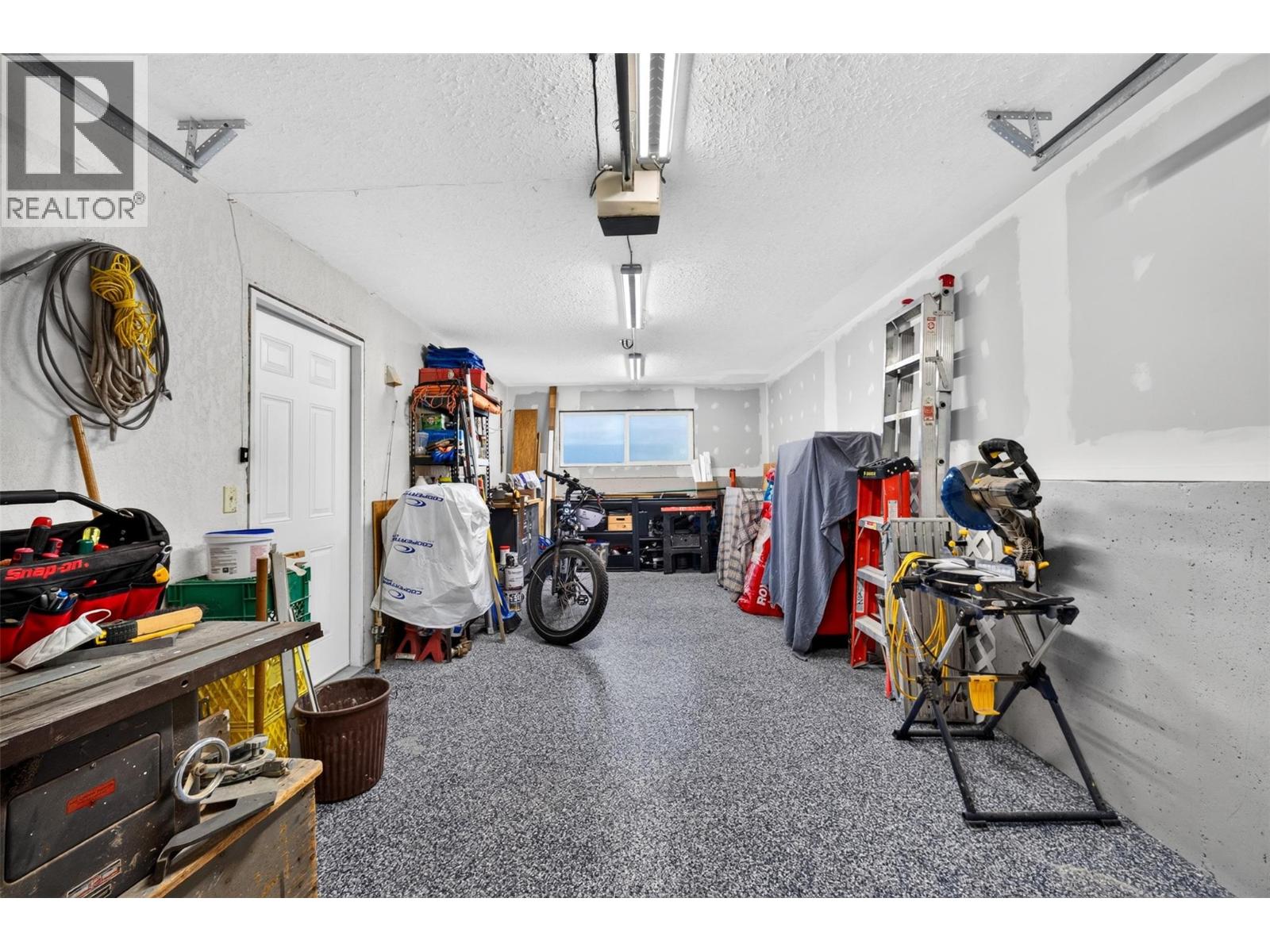 2250 Auto Road SE - 33