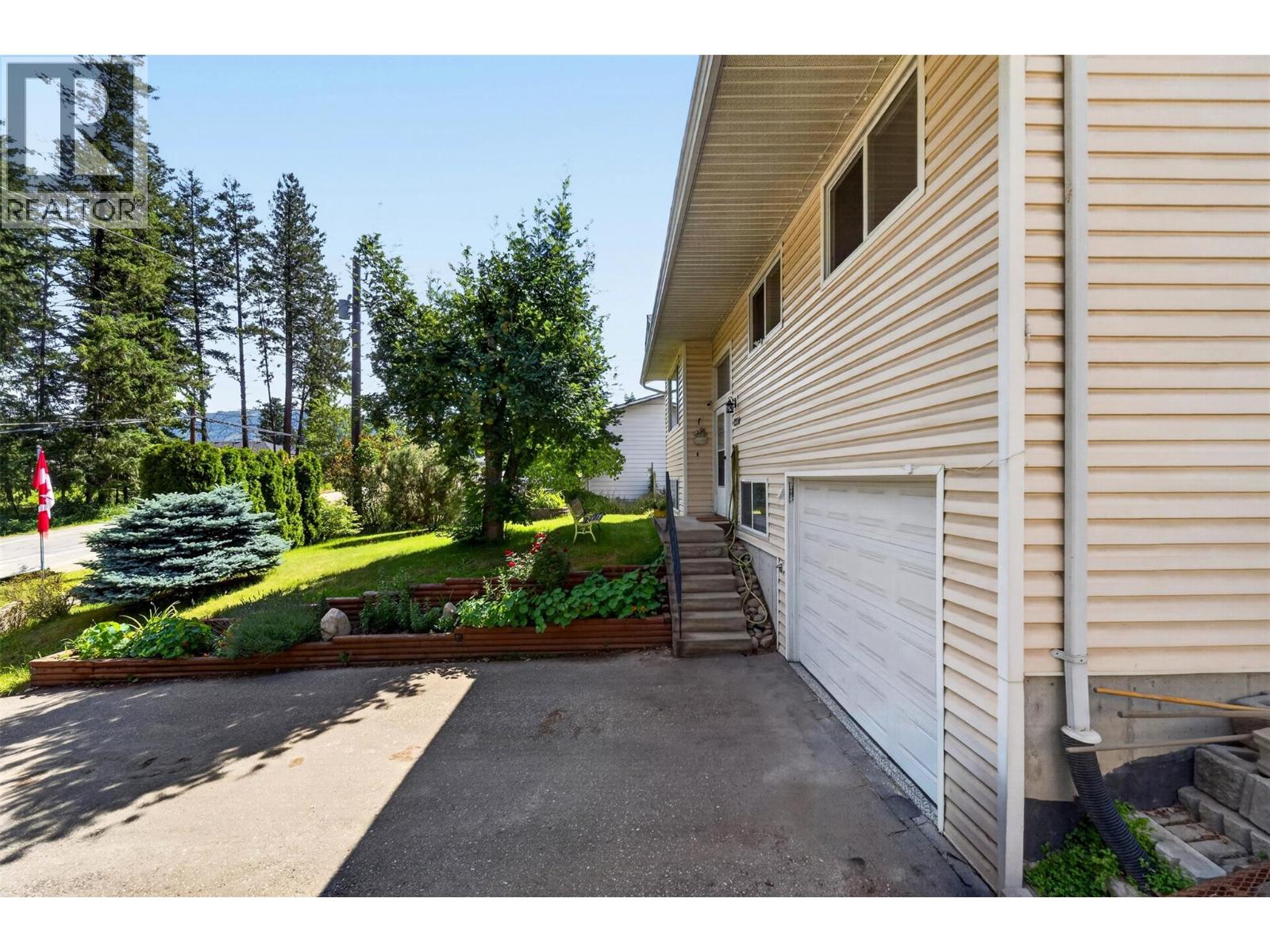 2250 Auto Road SE - 68