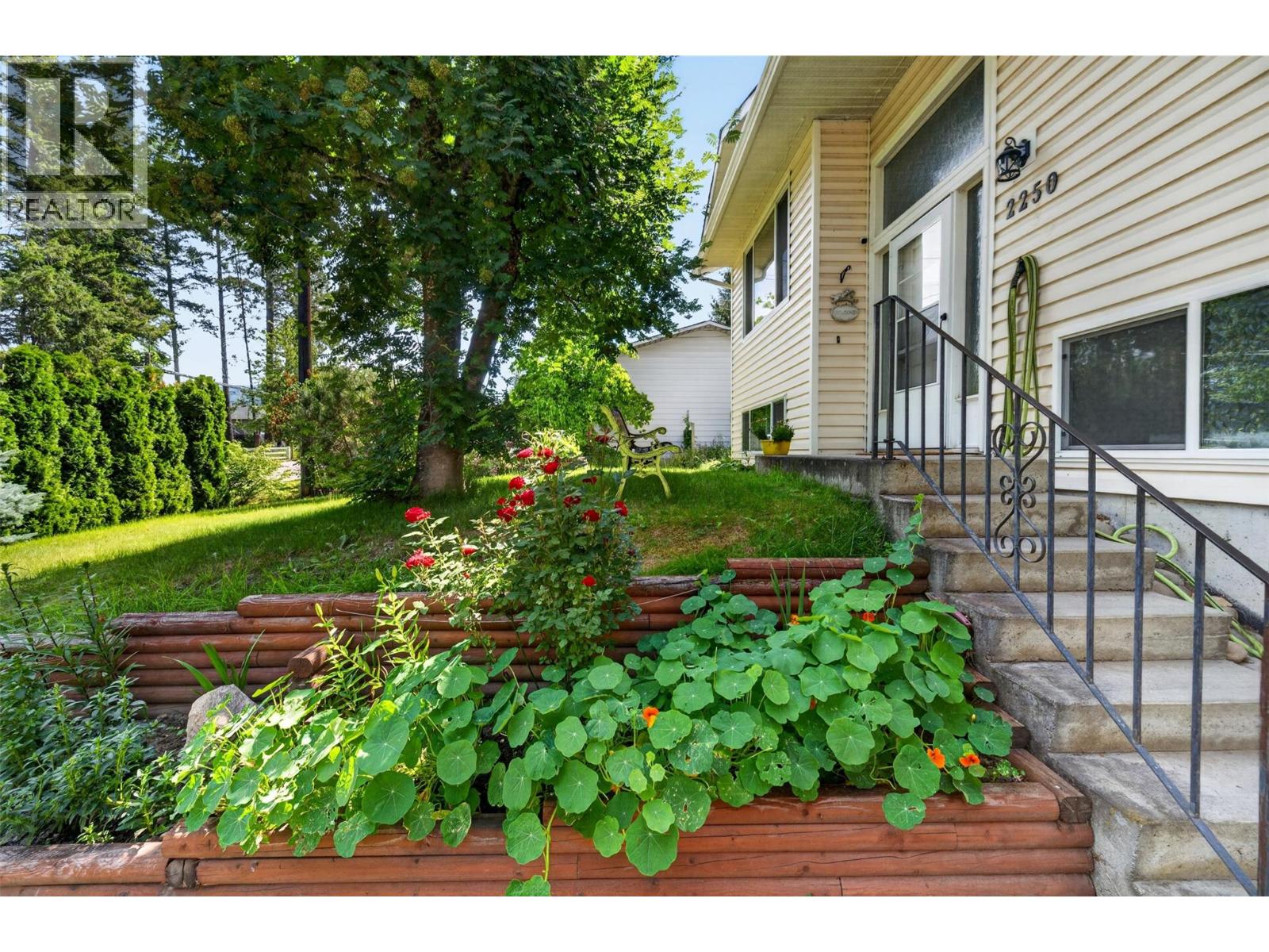 2250 Auto Road SE - 71