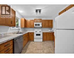 2250 Auto Road Se, Salmon Arm, BC V1E1K5 Photo 15