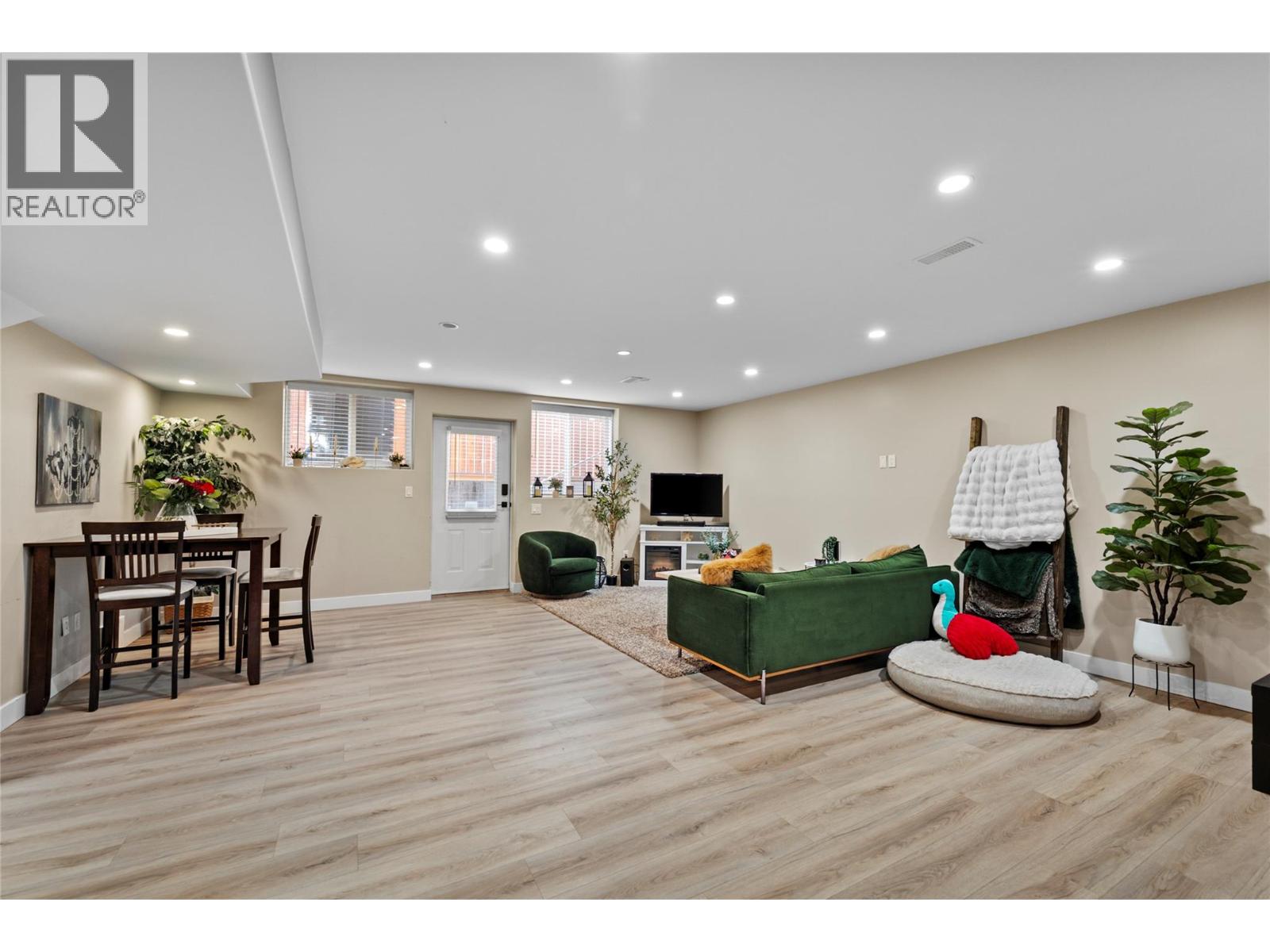 1052 Quail Drive - 36