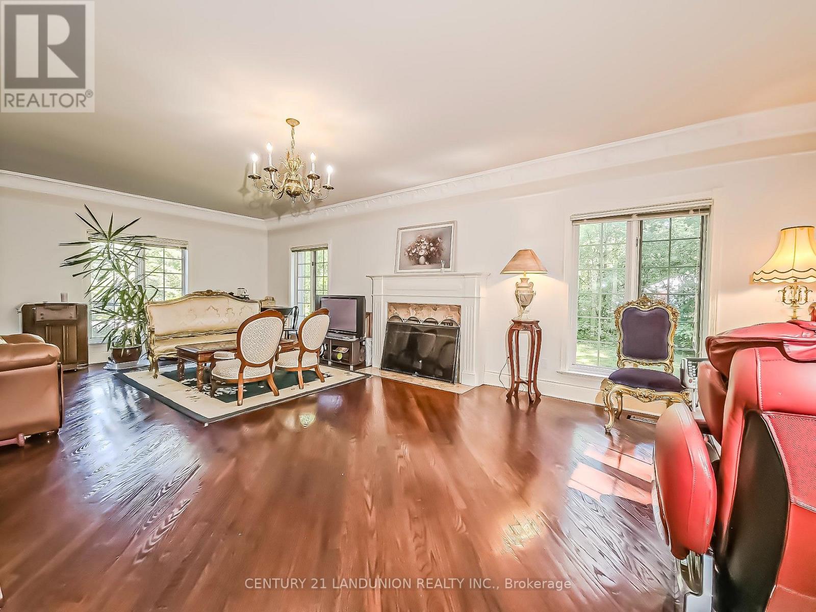 2 HERON TRAIL - 10