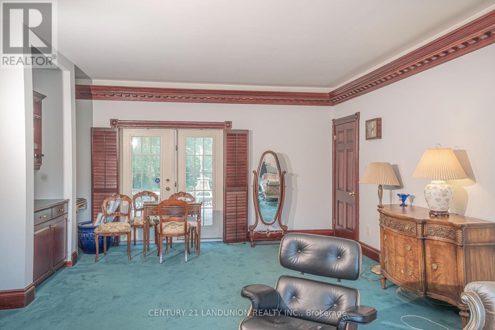 2 HERON TRAIL - 19