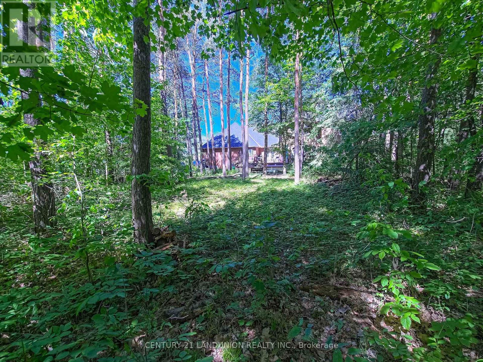 2 HERON TRAIL - 31