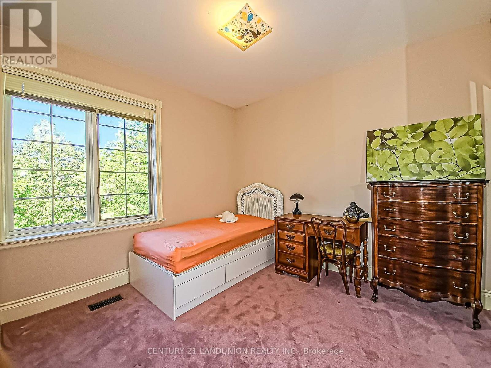 2 HERON TRAIL - 21