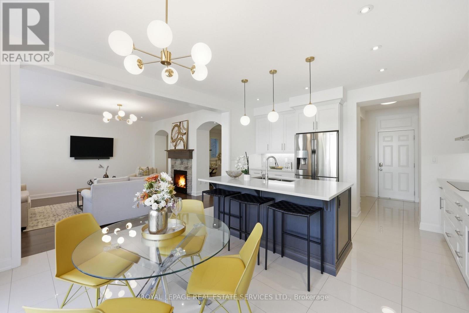 272 WISTERIA WAY - 21
