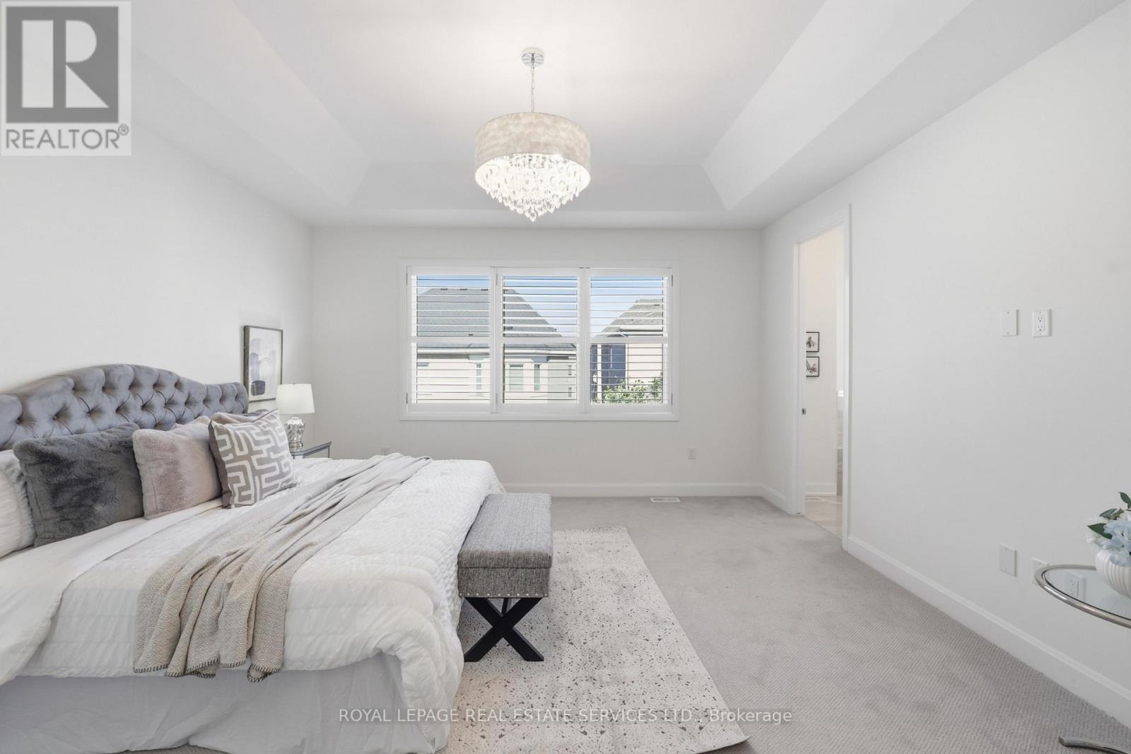 272 WISTERIA WAY - 35