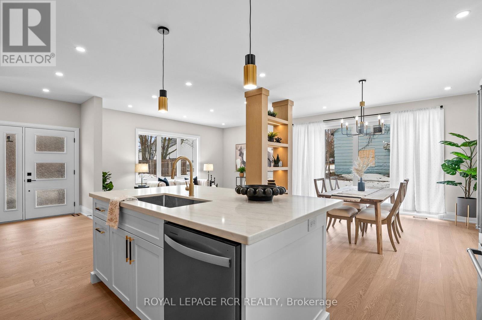 7 HENRY STREET - 12