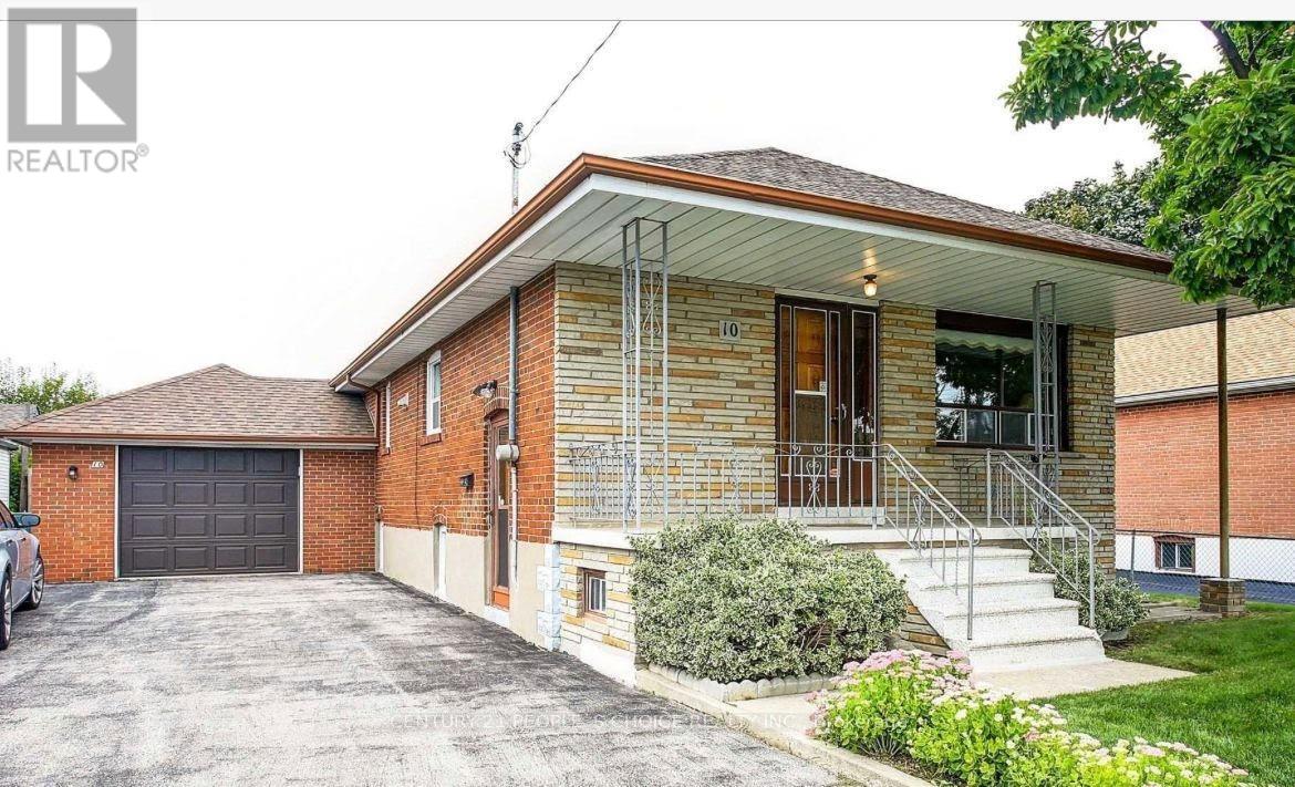10 ROSEWOOD AVENUE - 1
