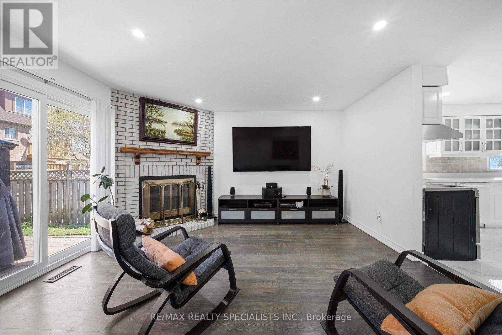 5235 HUNTINGFIELD DRIVE - 9