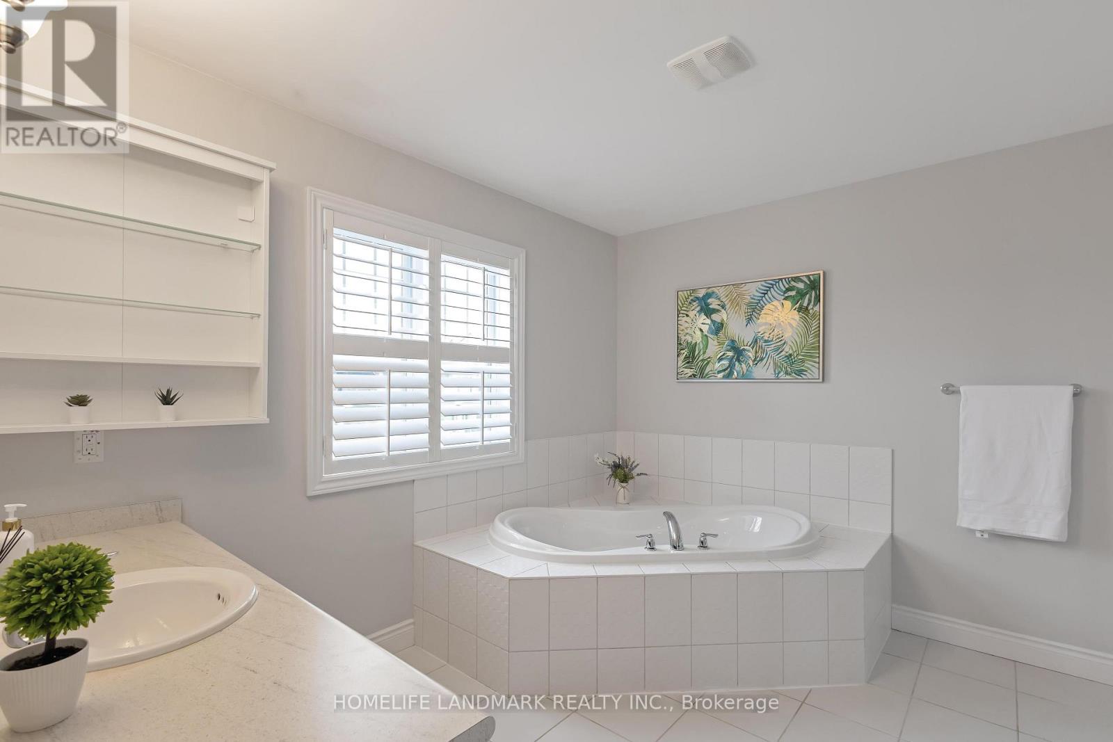 225 TREMAINE CRESCENT - 25