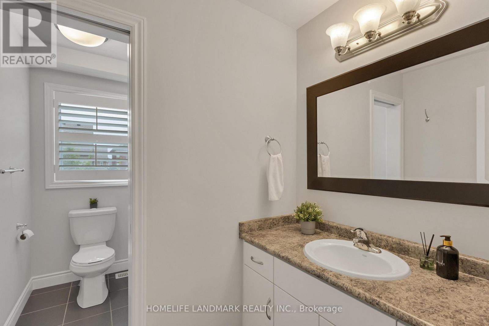 225 TREMAINE CRESCENT - 31