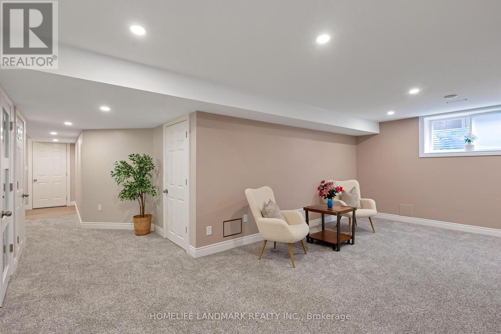 225 TREMAINE CRESCENT - 43