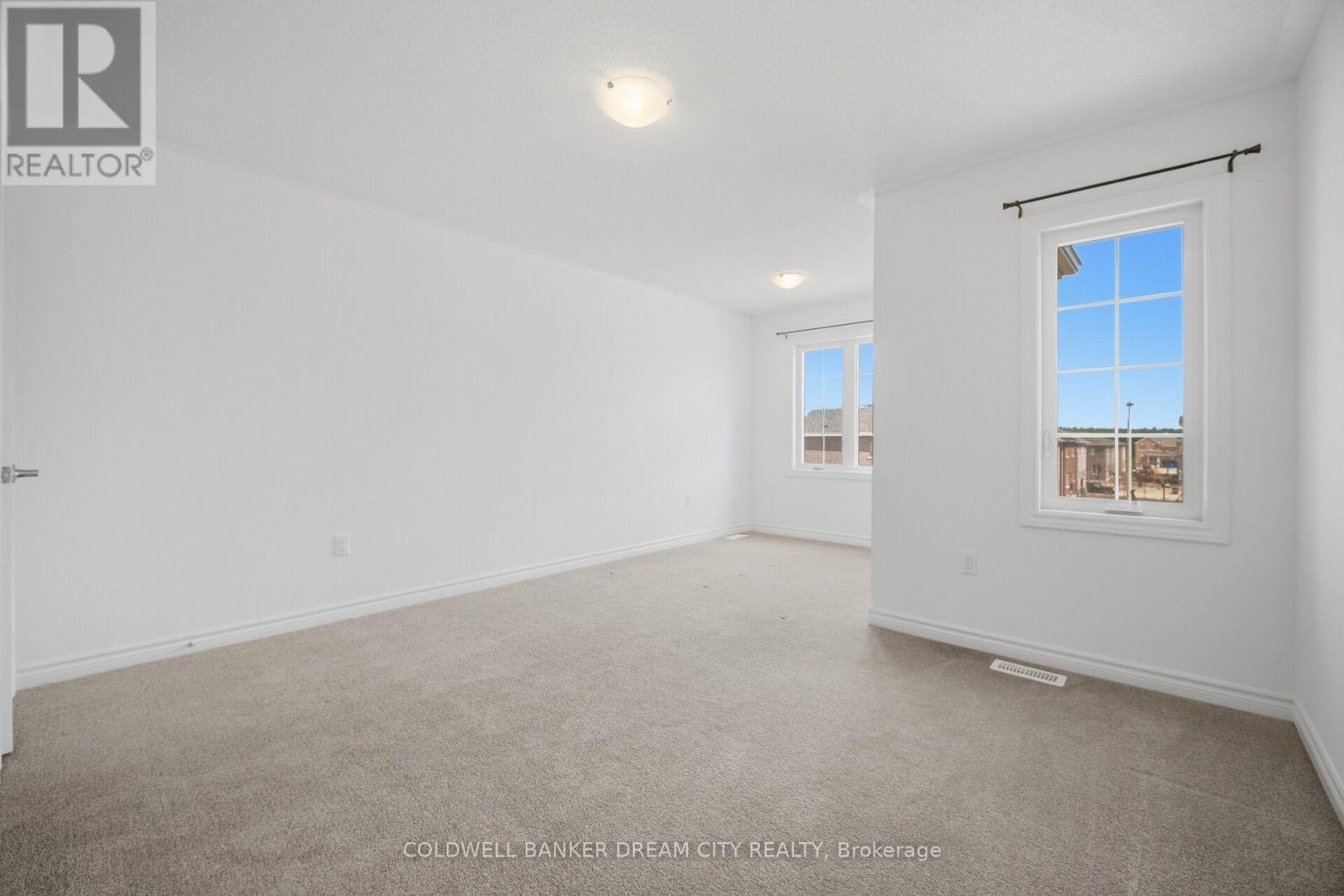 420 VANDUSEN AVENUE - 28