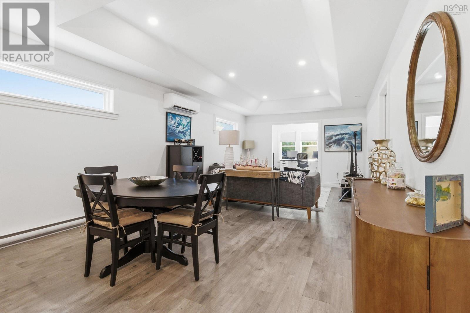 8 Goldenrod Court - 11
