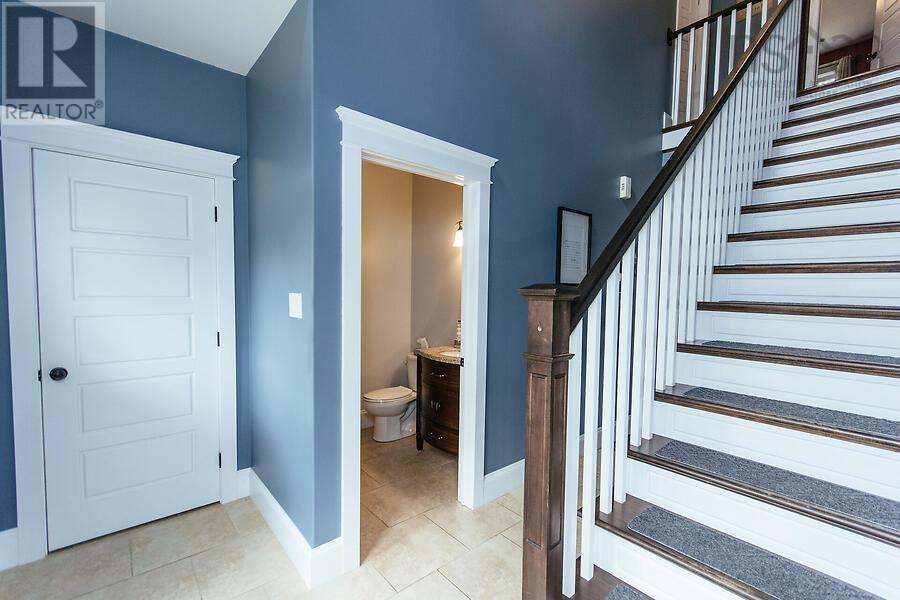 2249 Sackville Drive - 7