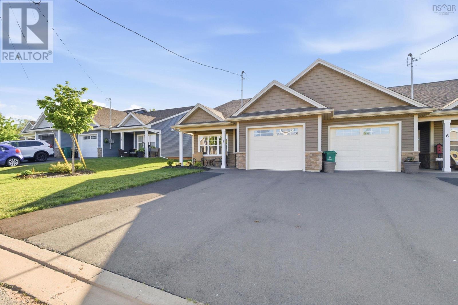 8 Goldenrod Court - 2