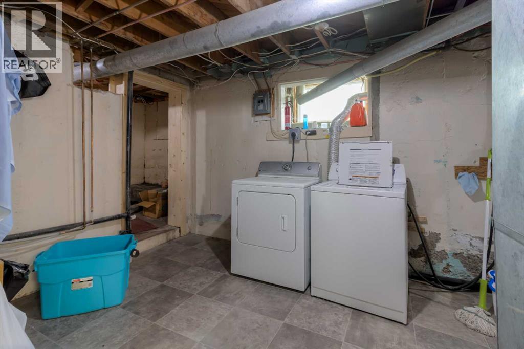 2001 10 Avenue S - 16