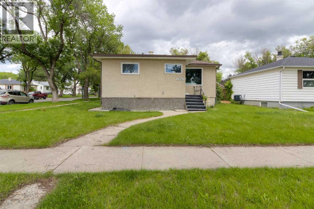 2001 10 Avenue S - 29