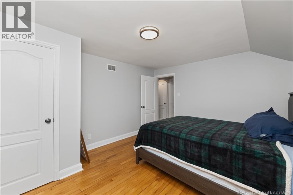 68-70 Arlington Drive - 17