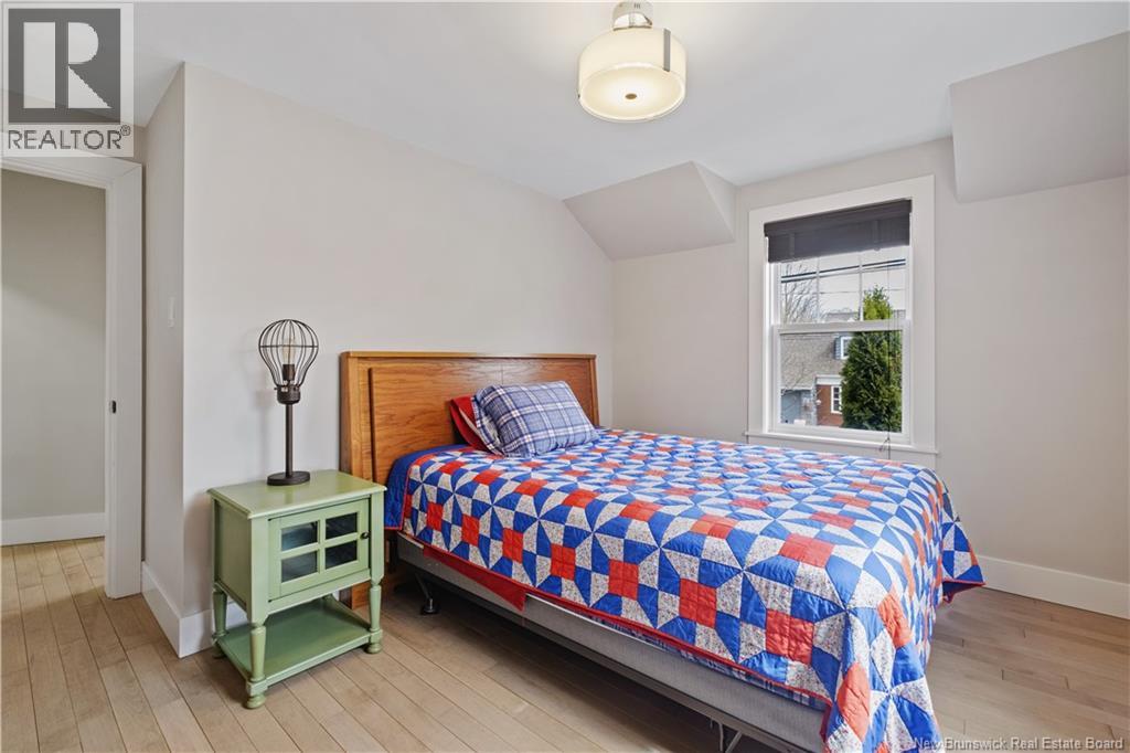 68-70 Arlington Drive - 38