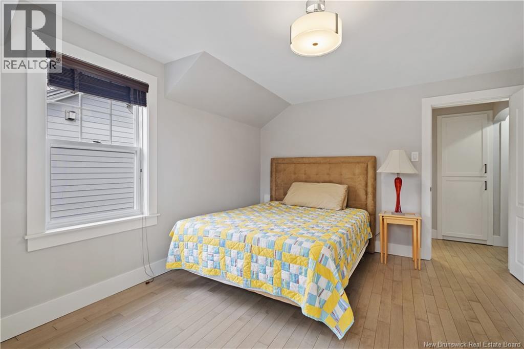 68-70 Arlington Drive - 18