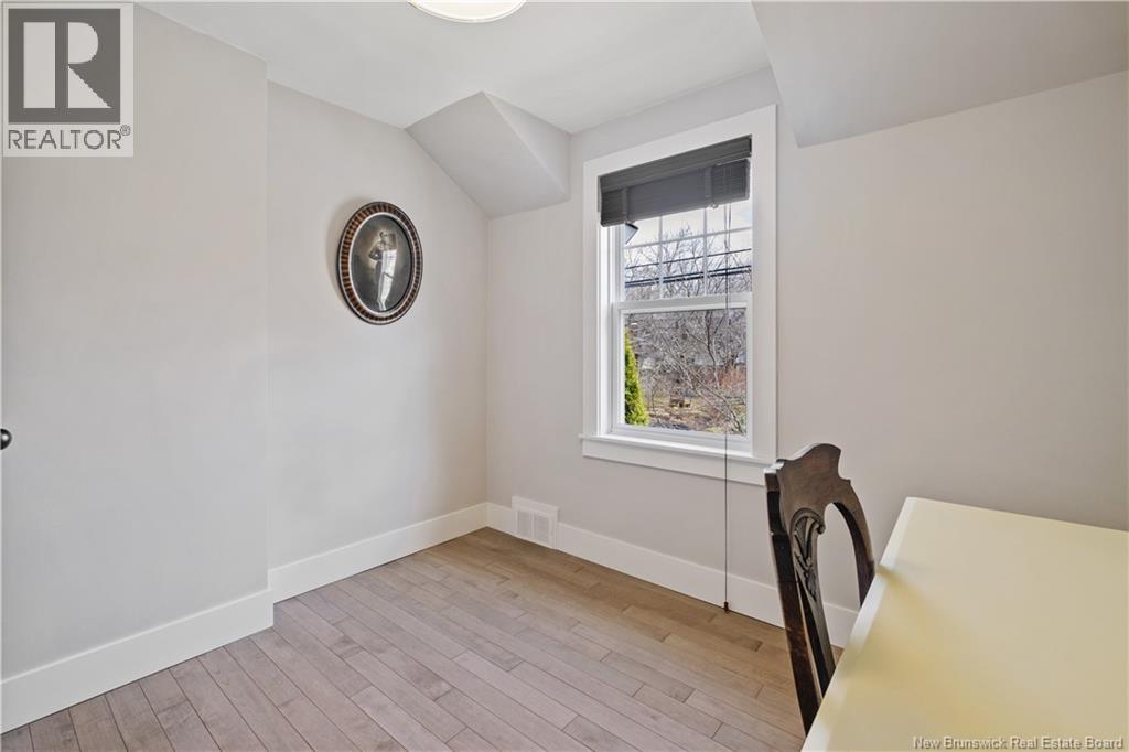 68-70 Arlington Drive - Image 35