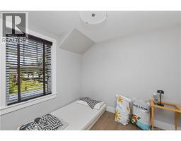 68-70 Arlington Drive, photo 21