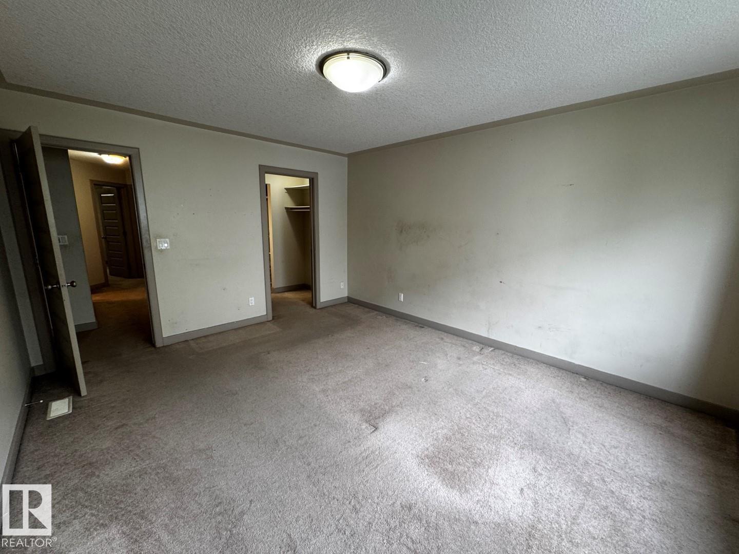 #6 1820 34 AV NW - 8