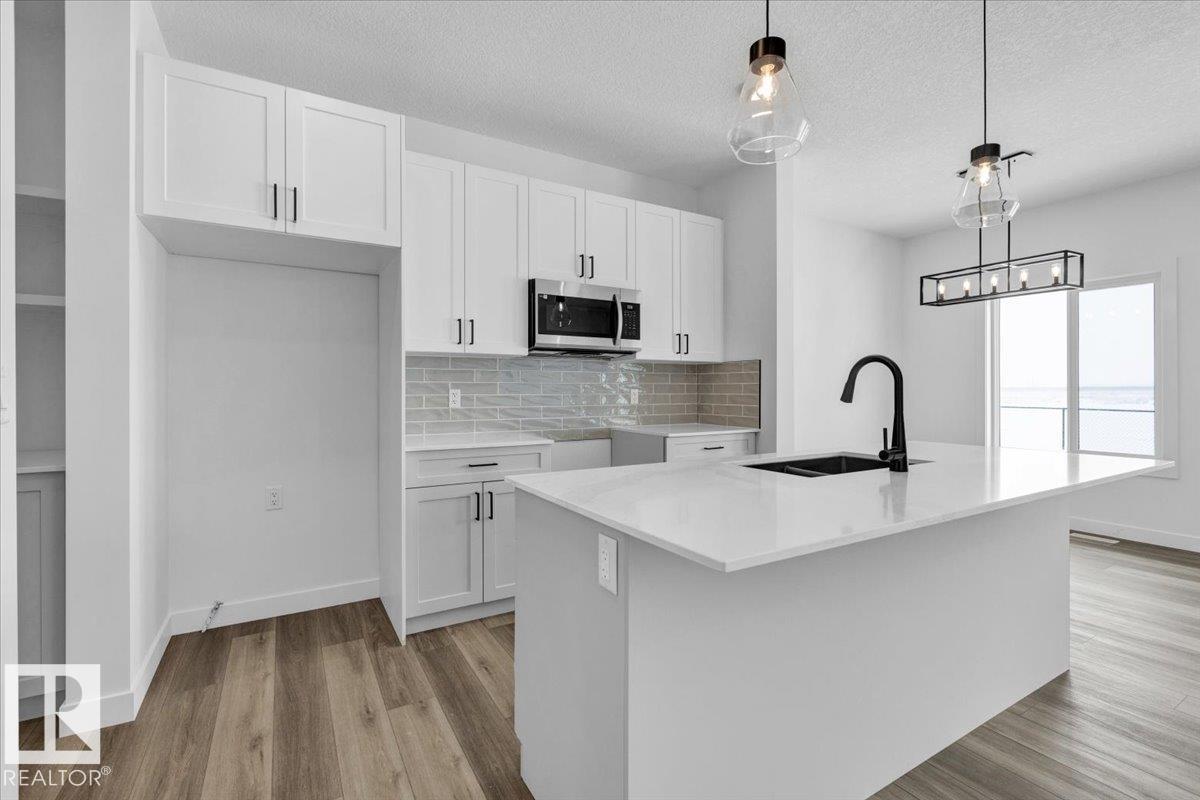 139 CALEDON CR - 6