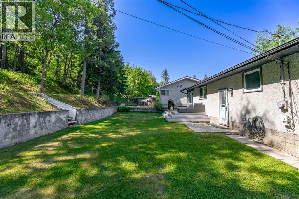 153 Alder Drive - 32