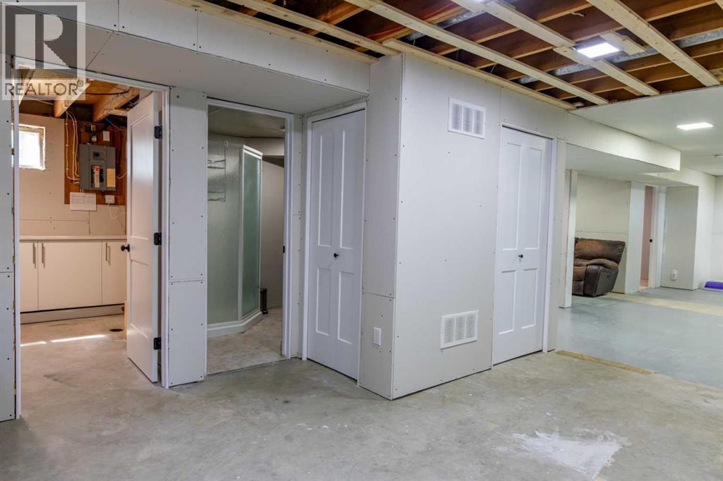 153 Alder Drive - 26