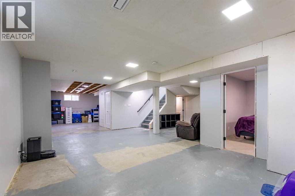 153 Alder Drive - 21