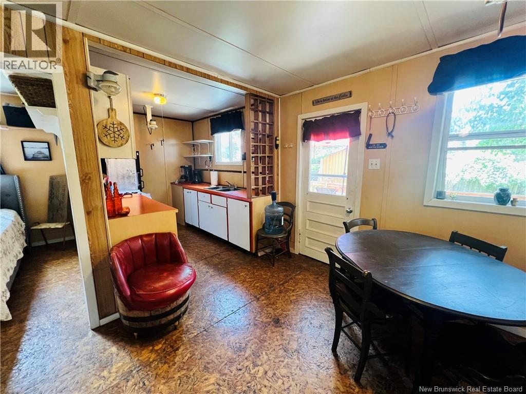 2147 Tweedside Road - Image 7