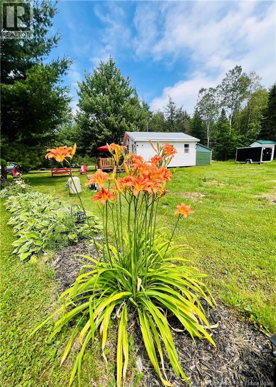 2147 Tweedside Road - Image 39