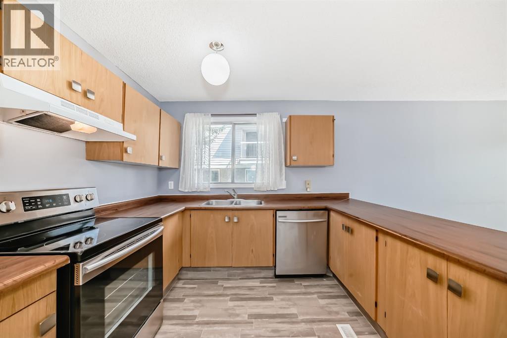 #46 3015 51 Street SW - 6