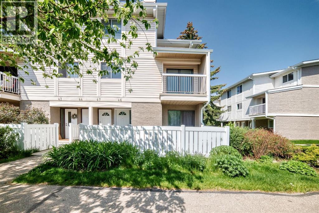 #46 3015 51 Street SW - 1