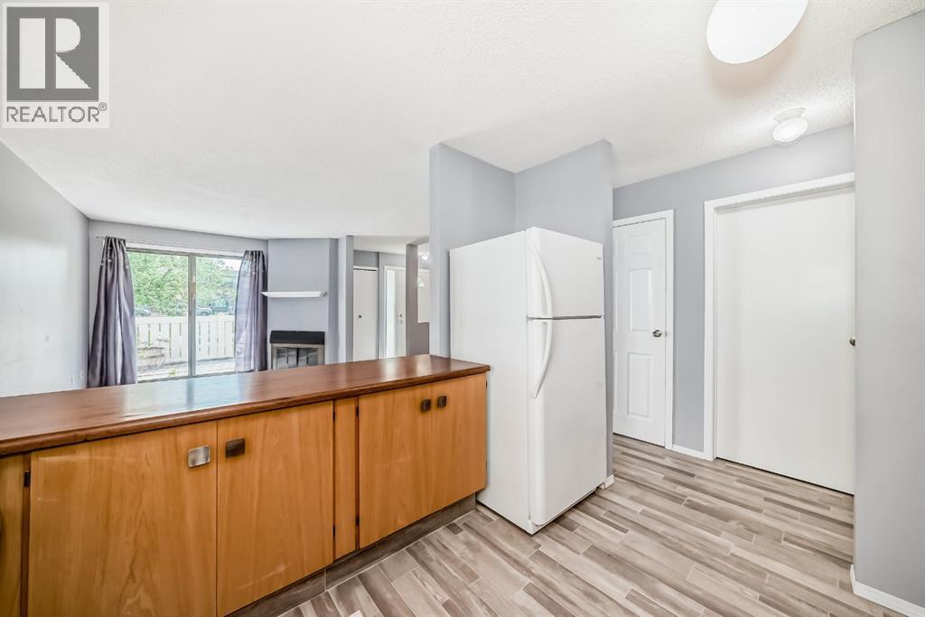 #46 3015 51 Street SW - 9