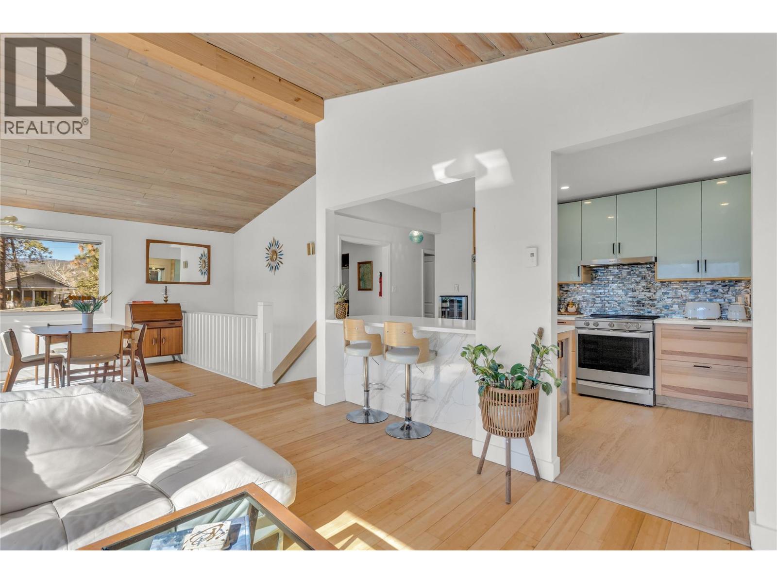 3991 Desert Pines Avenue - 17