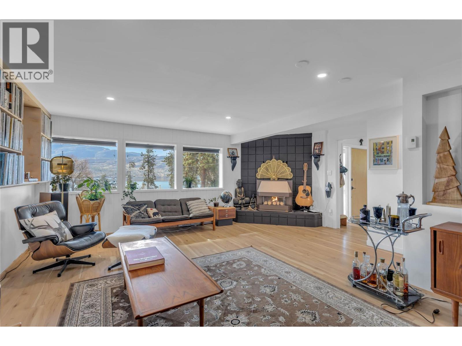 3991 Desert Pines Avenue - 29