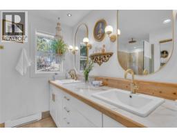 3991 Desert Pines Avenue, Peachland, BC V0H1X2 Photo 22