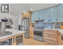 Living room - 3991 Desert Pines Avenue, Peachland, BC V0H1X2 Photo 14