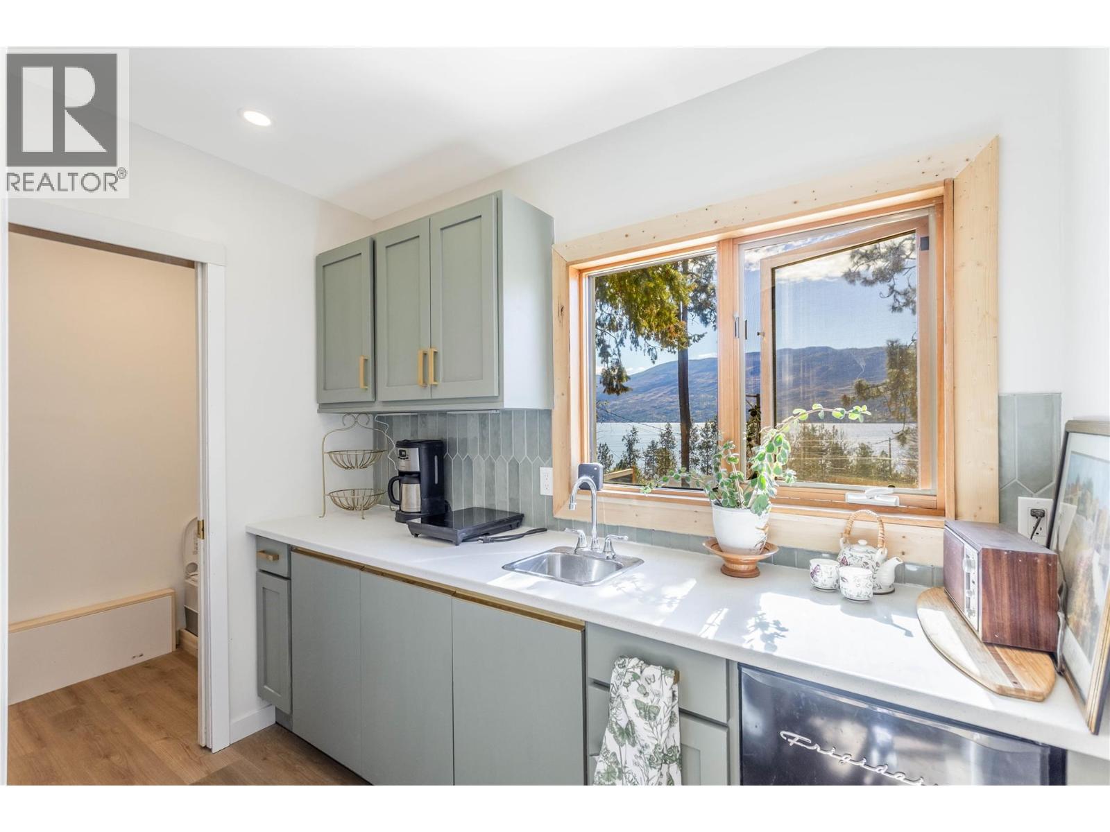 3991 Desert Pines Avenue - 44