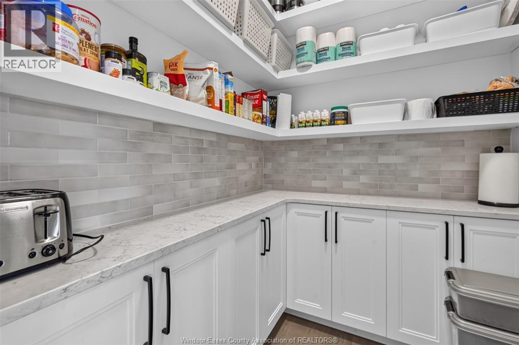 314 BENSON - Image 19