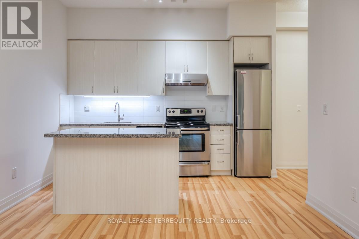 #230 8763 BAYVIEW AVENUE - 19