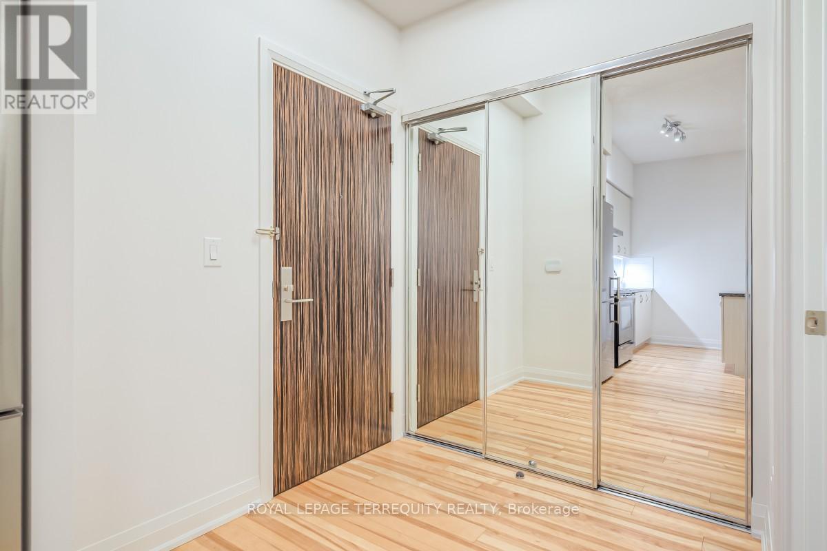 #230 8763 BAYVIEW AVENUE - 4