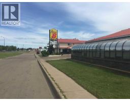 5720 44 Avenue, Stettler, AB T0C2L0 Photo 15